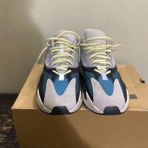 Yeezy boost 700 Mgsogr